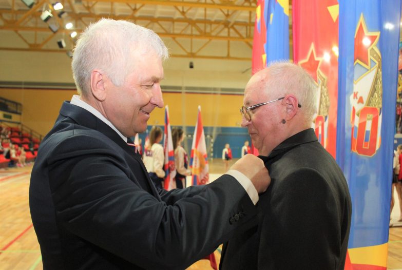 gallery_6451175d35e30