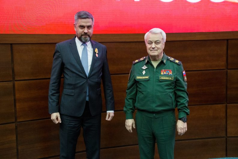 gallery_649d732bd515f