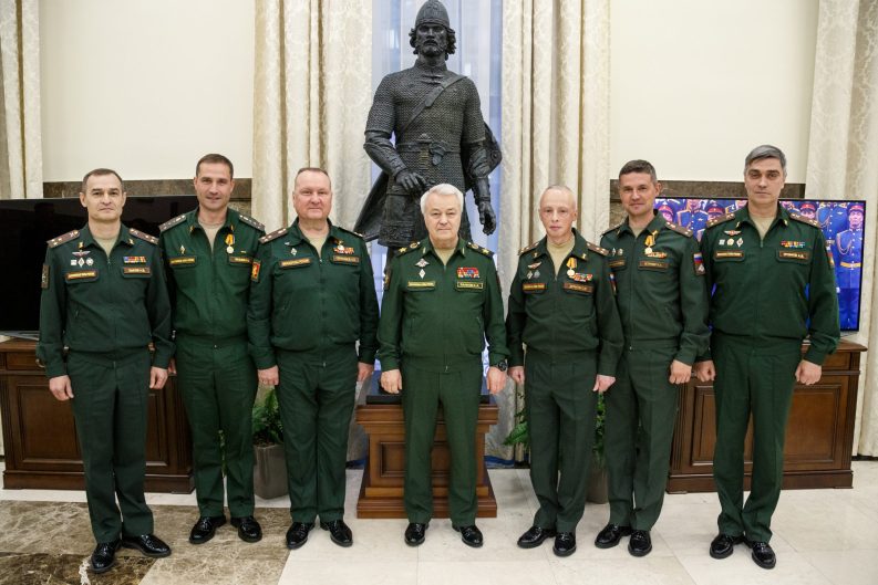 gallery_649ea0749fff5