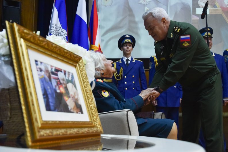 gallery_6504565d6b87e