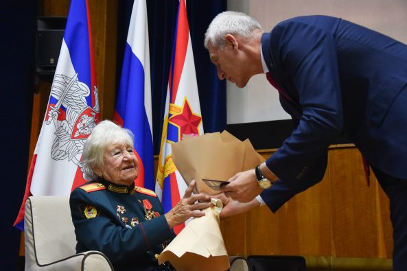 gallery_6504567982898