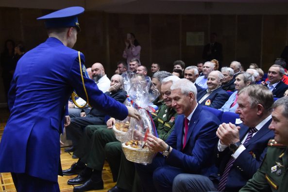 gallery_6504567982cf6