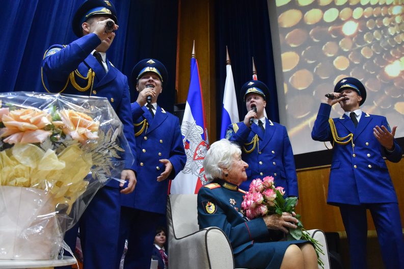 gallery_6504568fb490e