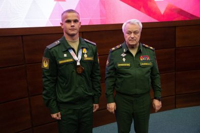 gallery_651c44716cd40