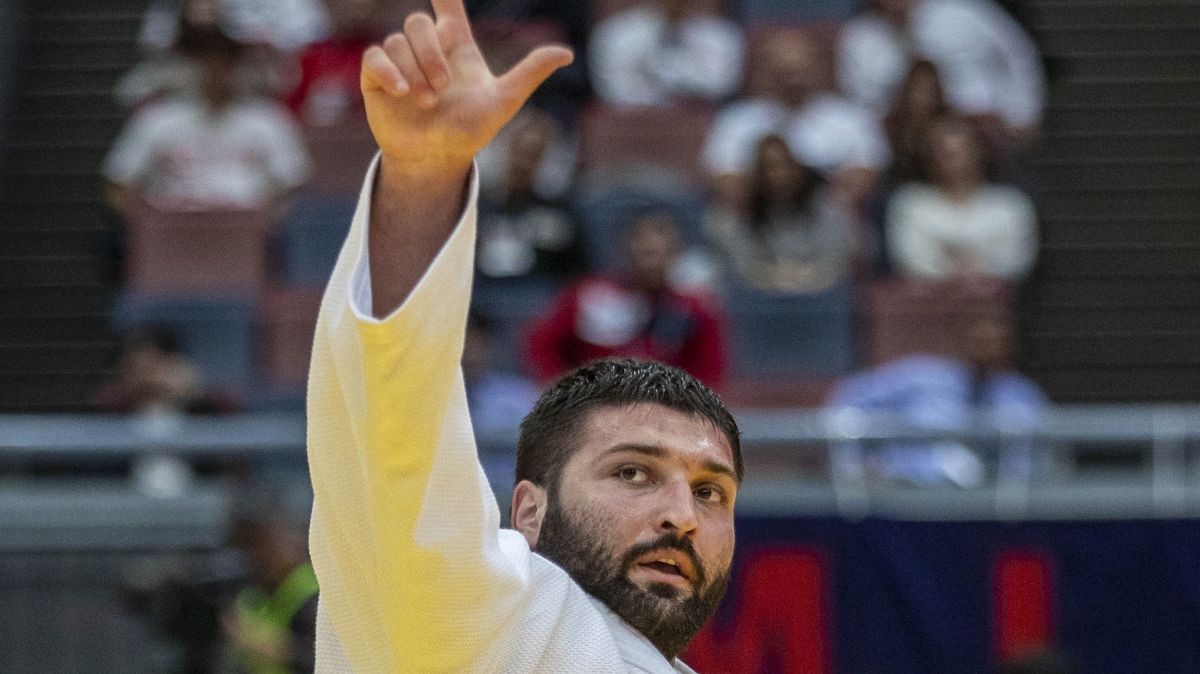 Жетілген түкті лесбиянкалардың фотосуреттері