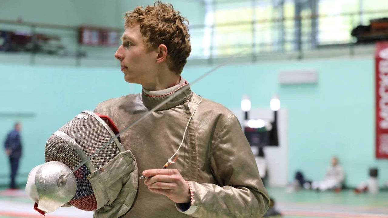 Рядовой спортивной роты ЦСКА г. Самара Артем Терехов – победитель Всероссийских соревнований по фехтованию