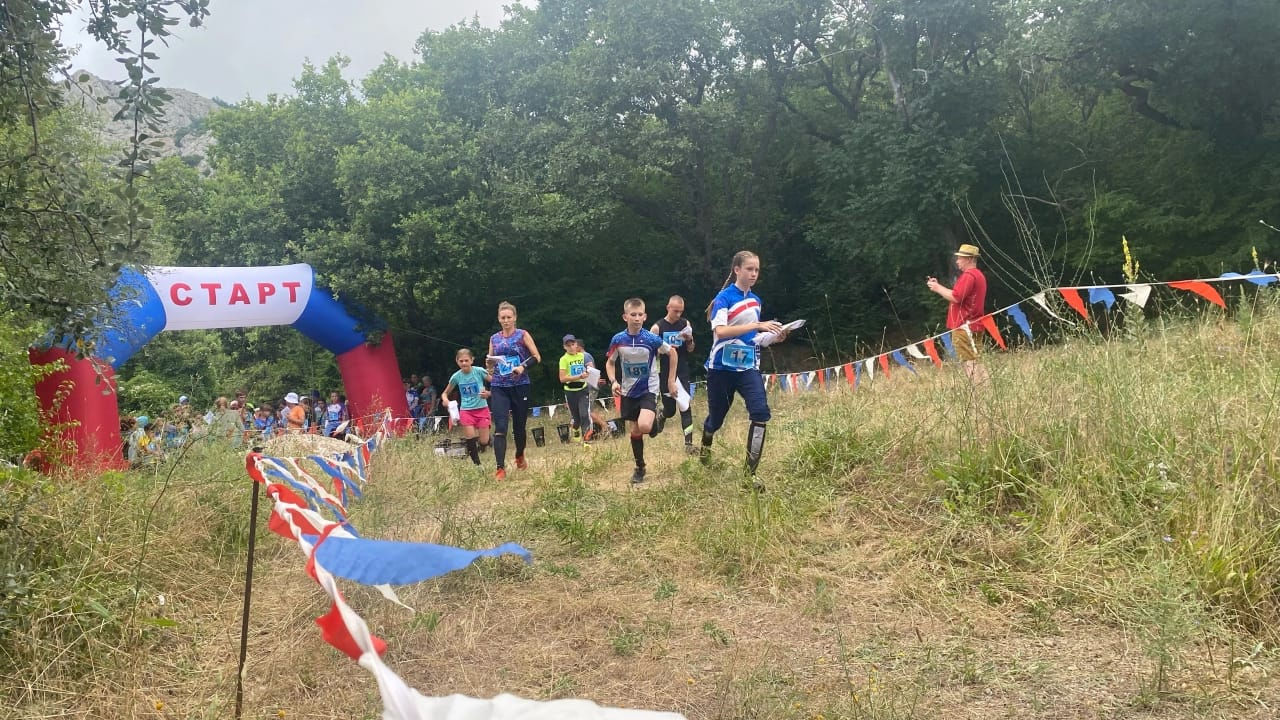 Воспитанница СШ ЦСКА г. Геленджик Дарья Петрова завоевала пять медалей на Всероссийских соревнованиях по спортивному ориентированию «Герои Севастополя»