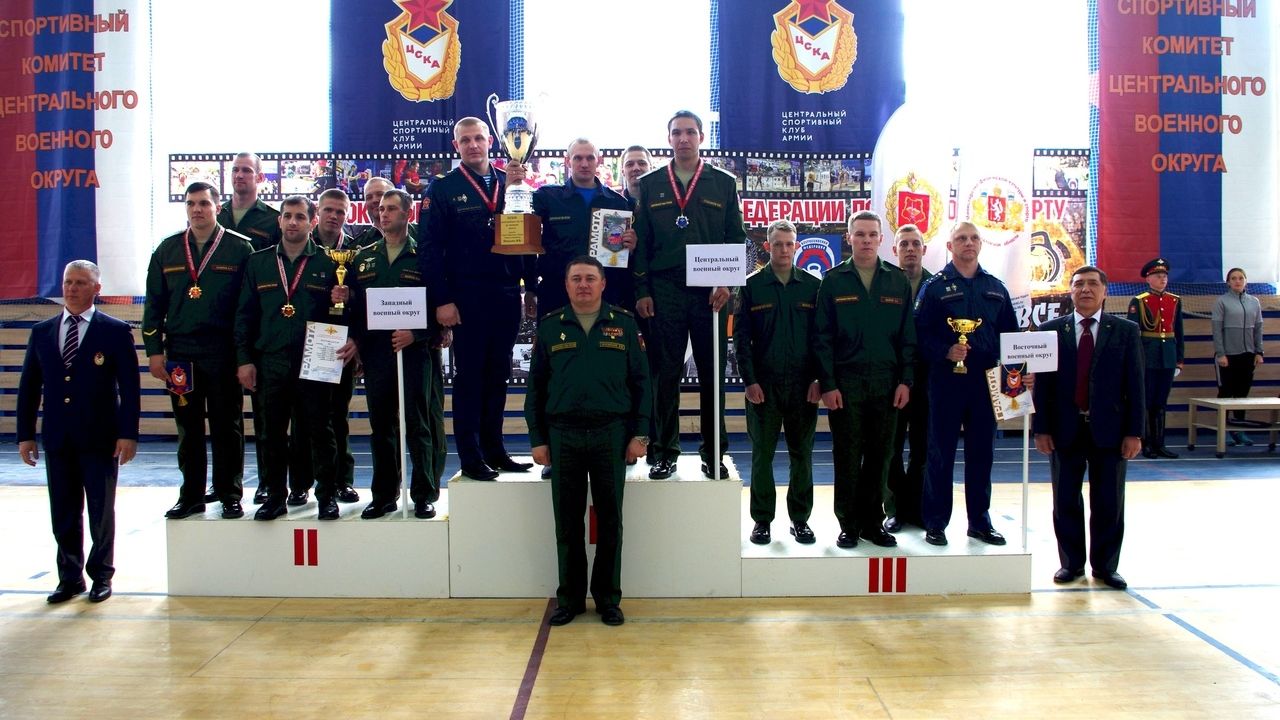 Победой команды ЦВО завершился Кубок ВС РФ по гиревому спорту в спортцентре г. Екатеринбург (ЦСКА/Самара)