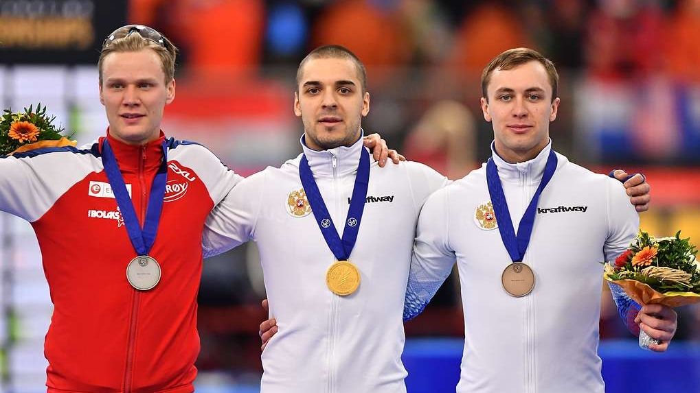 Конькобежец ЦСКА Руслан Мурашов – чемпион мира на дистанции 500 м