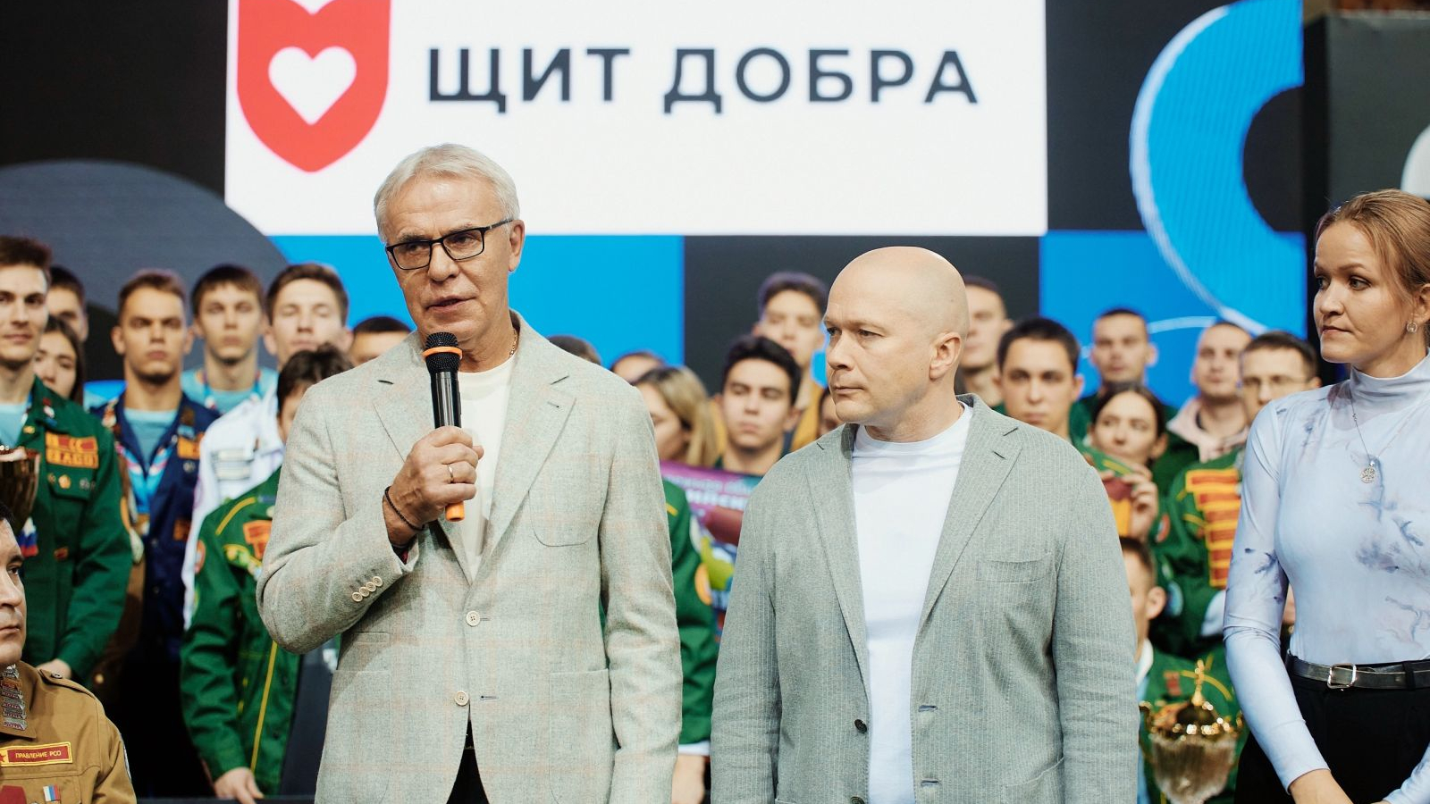 Более 10 тонн гуманитарной помощи для жителей приграничных районов отправили Российские студенческие отряды совместно с ЦСКА