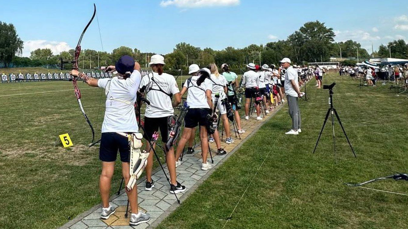 ЛУЧНИКИ СПОРТШКОЛЫ СЦ (Г. ЧИТА) ХАБАРОВСКОГО ФИЛИАЛА ЦСКА ЗАВОЕВАЛИ ТРИ НАГРАДЫ НА МЕЖДУНАРОДНЫХ СОРЕВНОВАНИЯХ В БРЕСТЕ.
