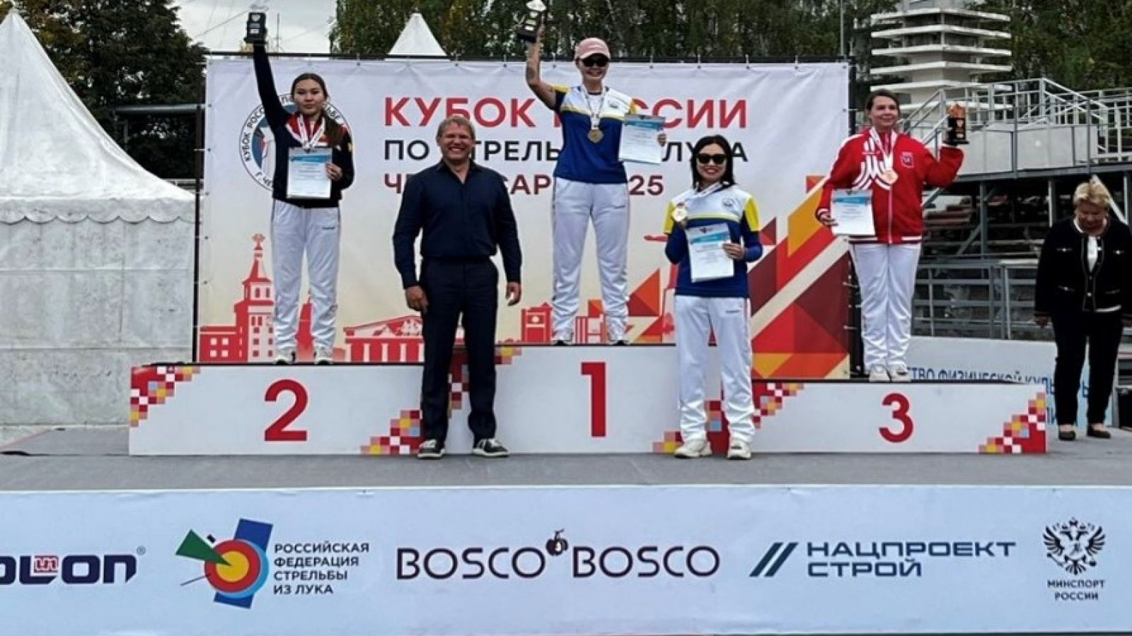 Команда армейцев взяла шесть медалей на Кубке России по стрельбе из лука