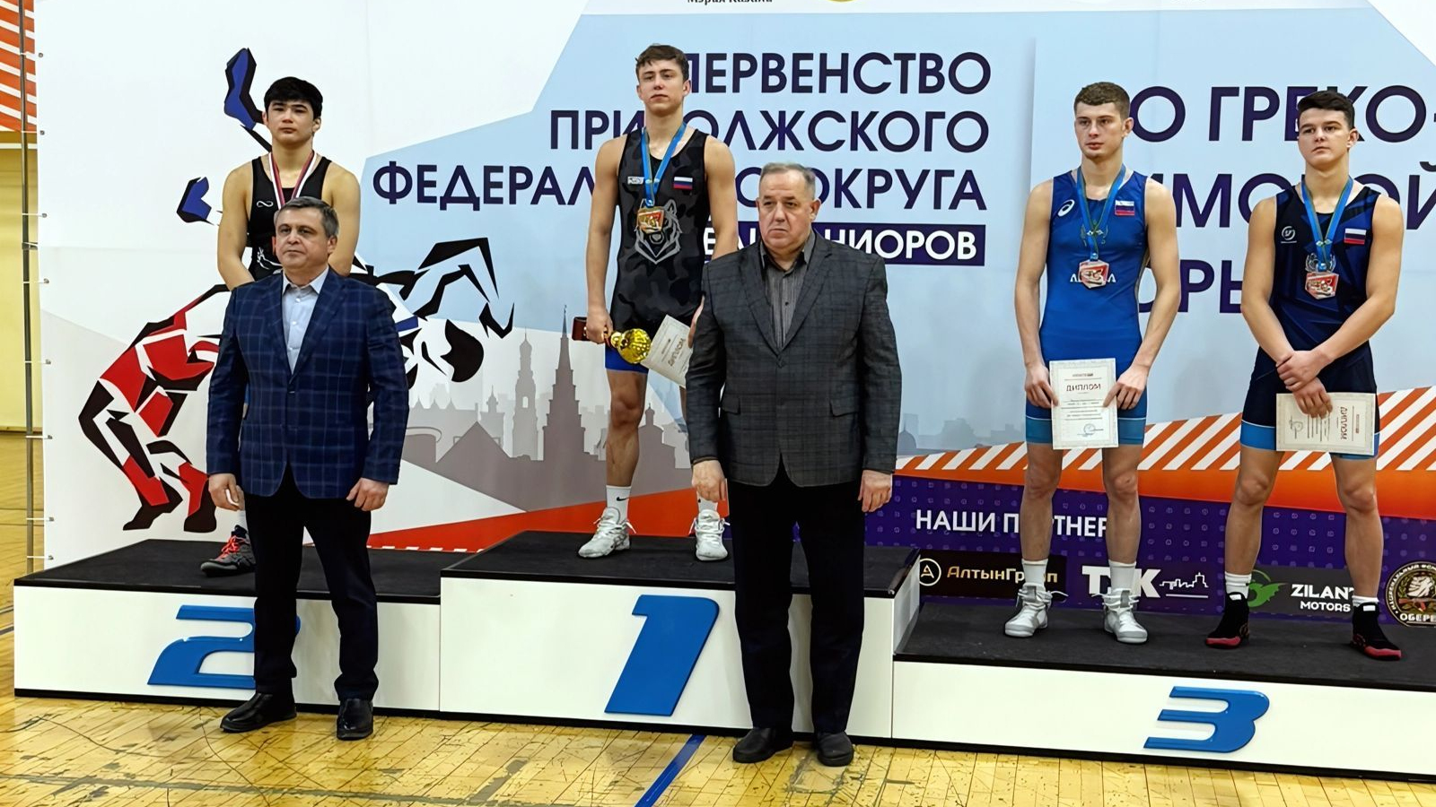 ОБУЧАЮЩИЙСЯ САМАРСКОЙ СПОРТИВНОЙ ШКОЛЫ ЗАВОЕВАЛ БРОНЗУ ПЕРВЕНСТВА ПРИВОЛЖСКОГО ФЕДЕРАЛЬНОГО ОКРУГА ПО ГРЕКО-РИМСКОЙ БОРЬБЕ