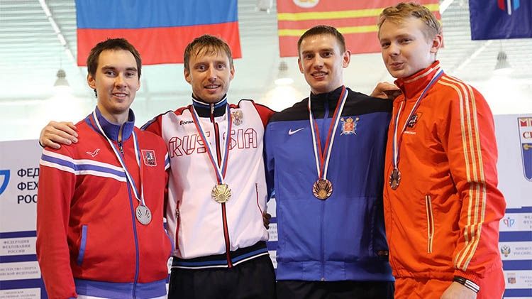 Армейский саблист Камиль Ибрагимов – серебряный призёр чемпионата России рапиристка ЦСКА Инна Дериглазова – завоевала «бронзу»