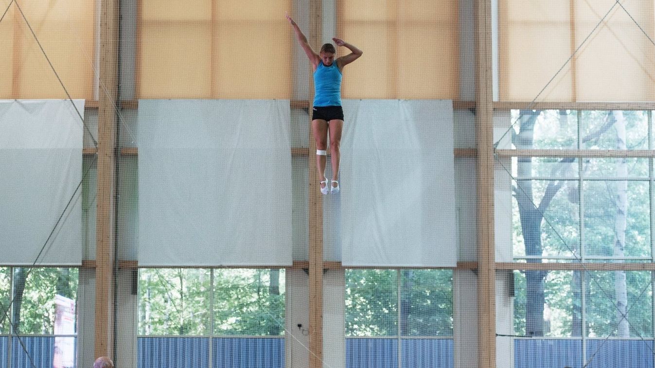 Пять армейцев выступят на чемпионате России по прыжкам на батуте