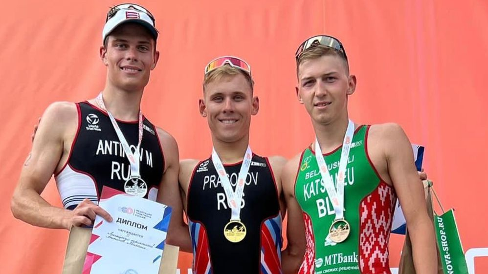 Армейцы Илья Прасолов и Юлия Голофеева – обладатели Кубка России на олимпийской дистанции по триатлону