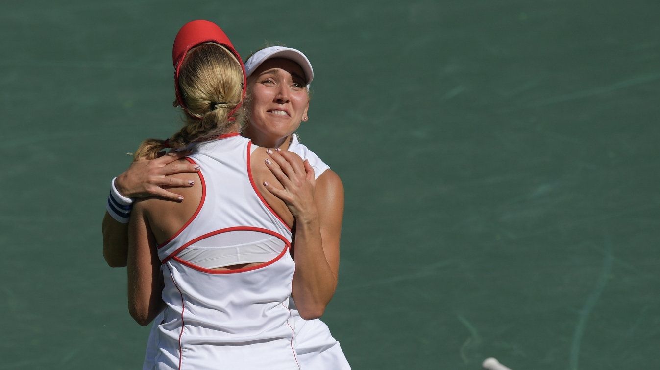 Теннисистка ЦСКА Елена Веснина пробилась в третий круг парного разряда US Open