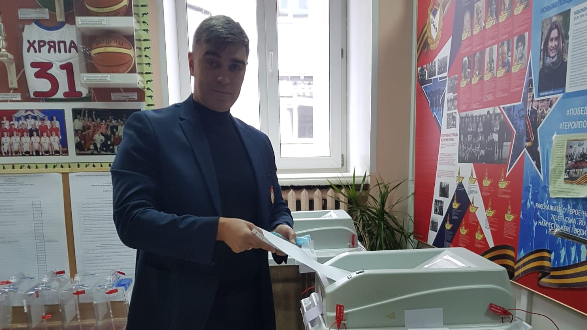 Руководство и сотрудники ЦСКА приняли активное участие в голосовании в рамках выборов в Госдуму России