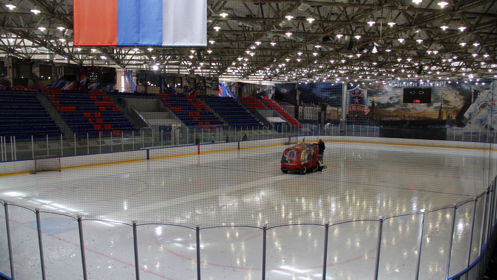 Спортивный дворец «Хоккейный» филиала ЦСКА г. Санкт-Петербург принимает Чемпионат Вооруженных Сил Российской Федерации по хоккею с шайбой