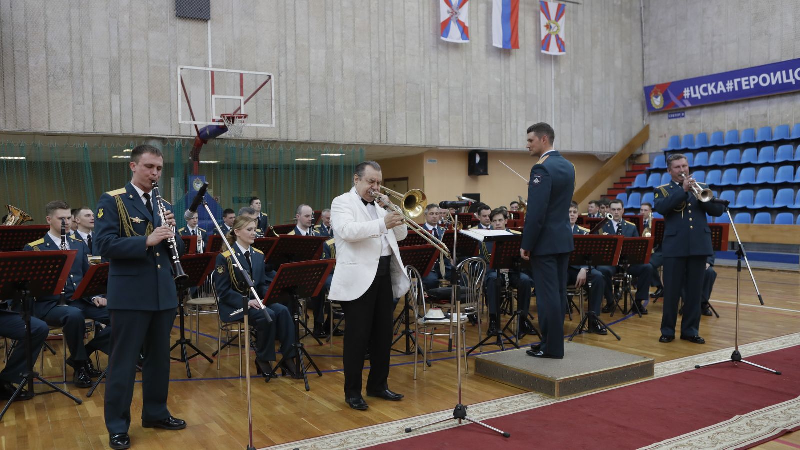 Центральный военный оркестр Минобороны России поздравил ЦСКА с 95-летием