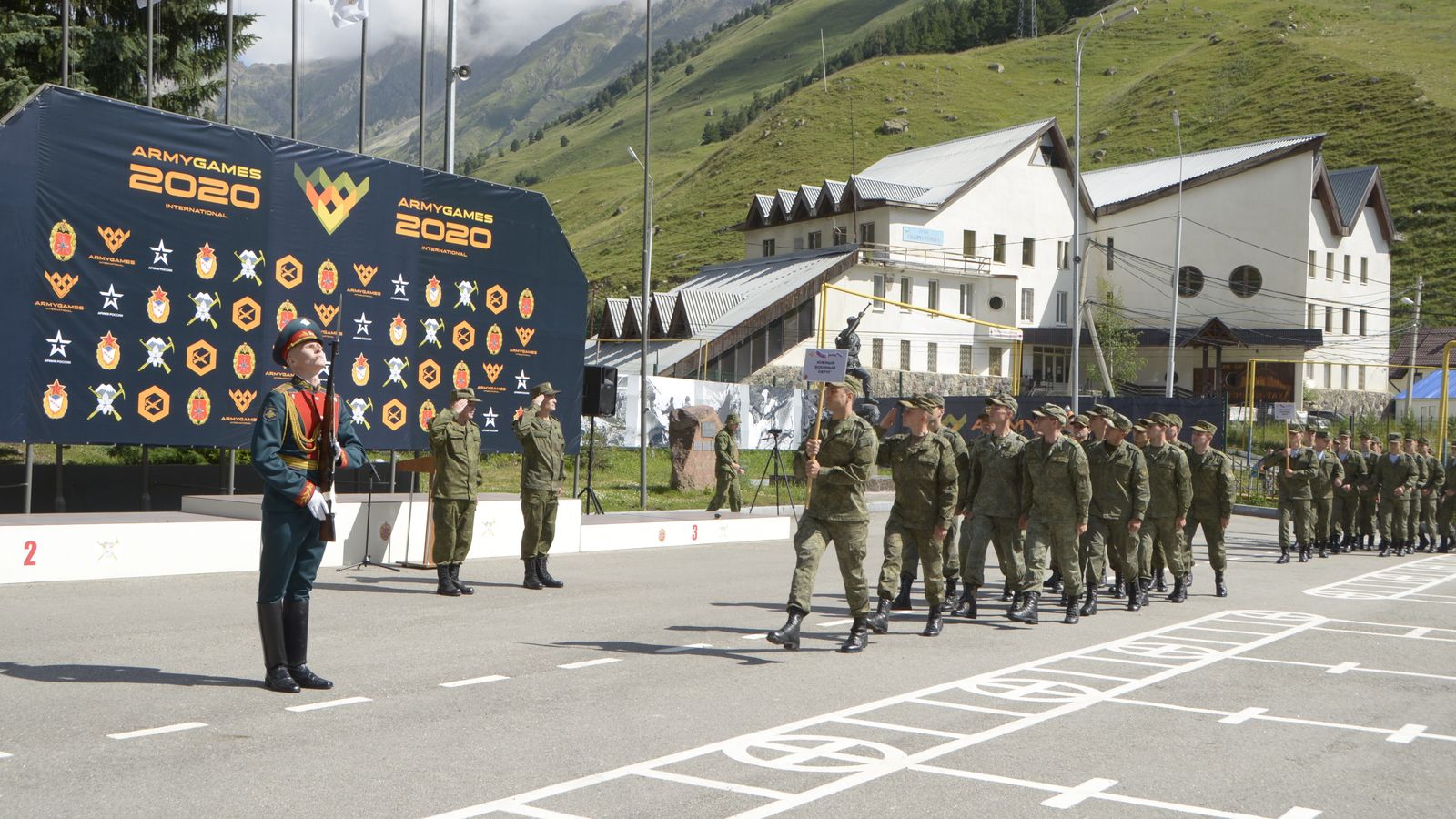 В Приэльбрусье стартовал Всеармейский этап конкурса «Эльбрусское кольцо-2020»