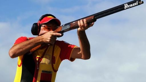 Спортсмены ЦСКА Юлия Савельева и Максим Кабацкий – лучшие в трапе на седьмом этапе Кубка России по стендовой стрельбе