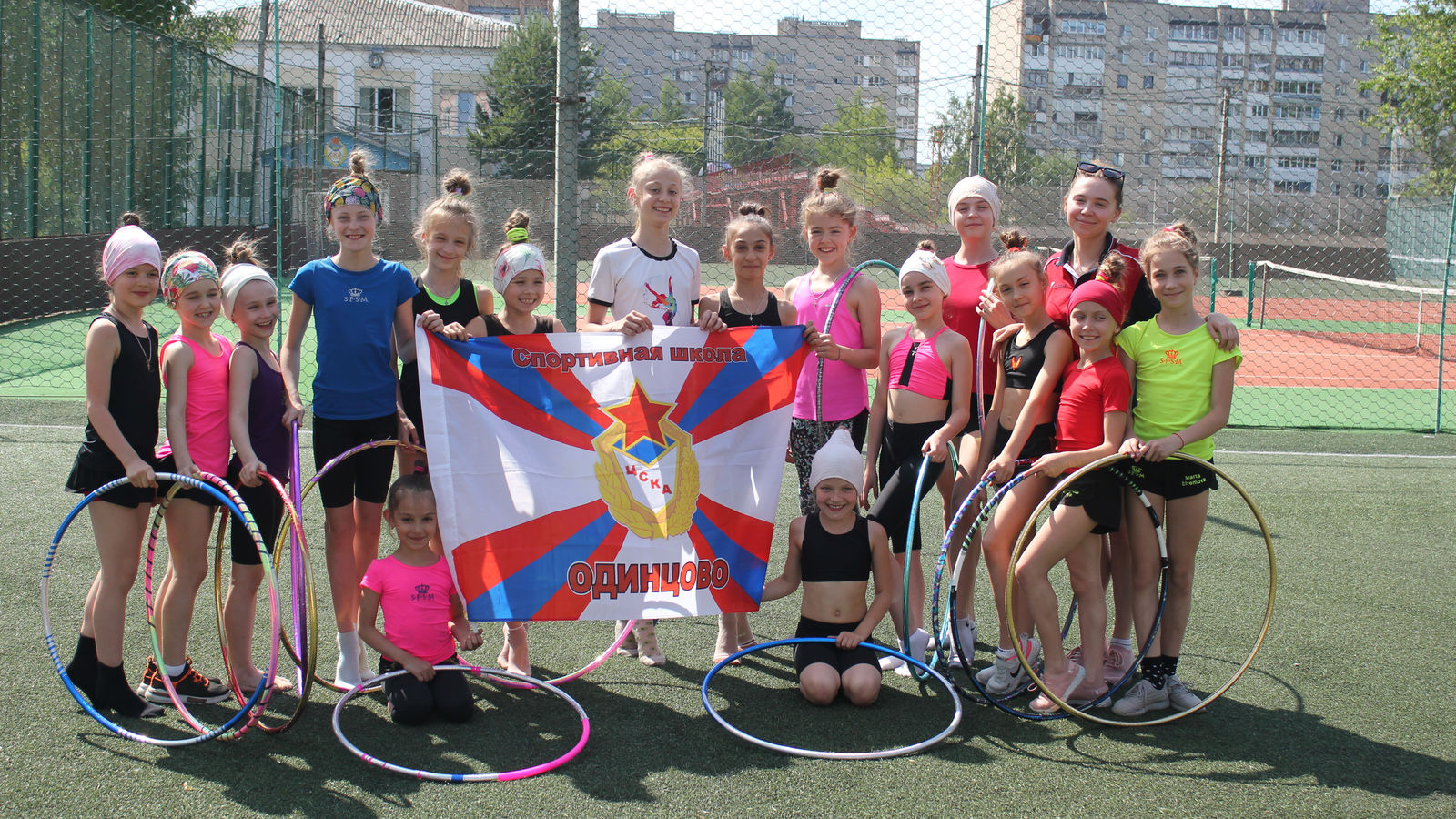 Воспитанницы СШ ЦСКА (комплексной) г. Одинцово по художественной гимнастике проводит сборы в Смоленске