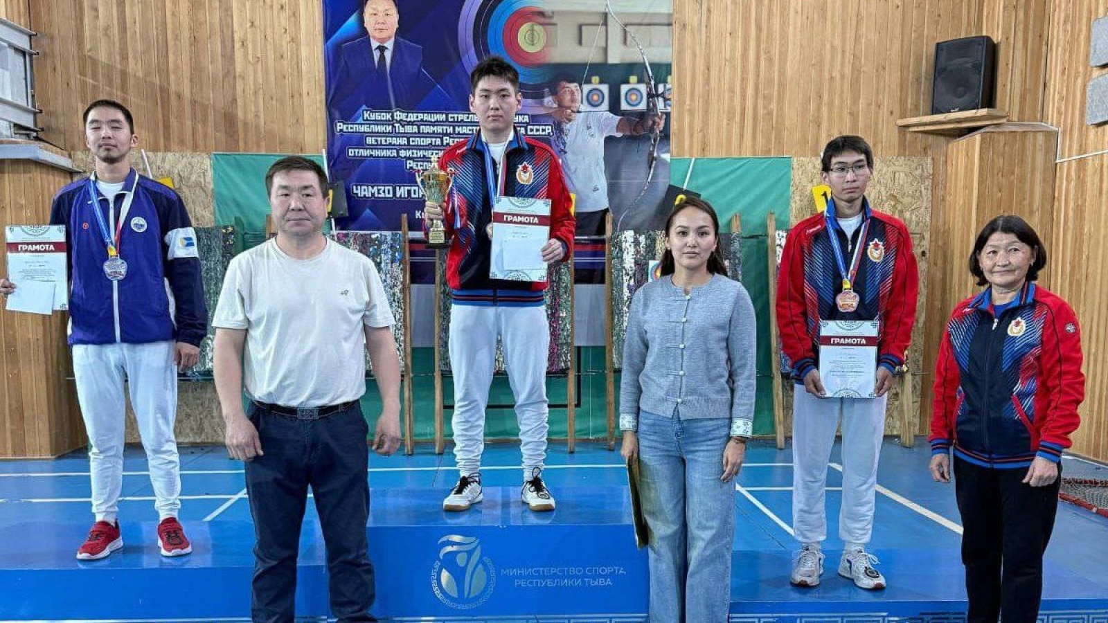 Армейские лучники из Тывы стали победителями и призёрами республиканских соревнований