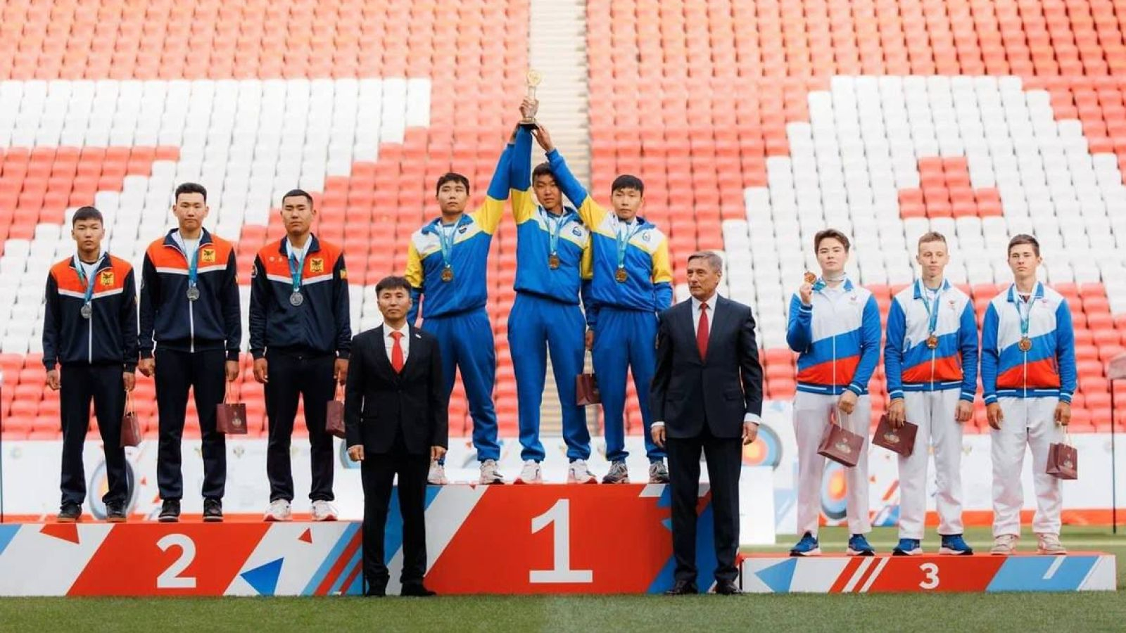 Армейские лучники успешно выступили на Всероссийских соревнованиях