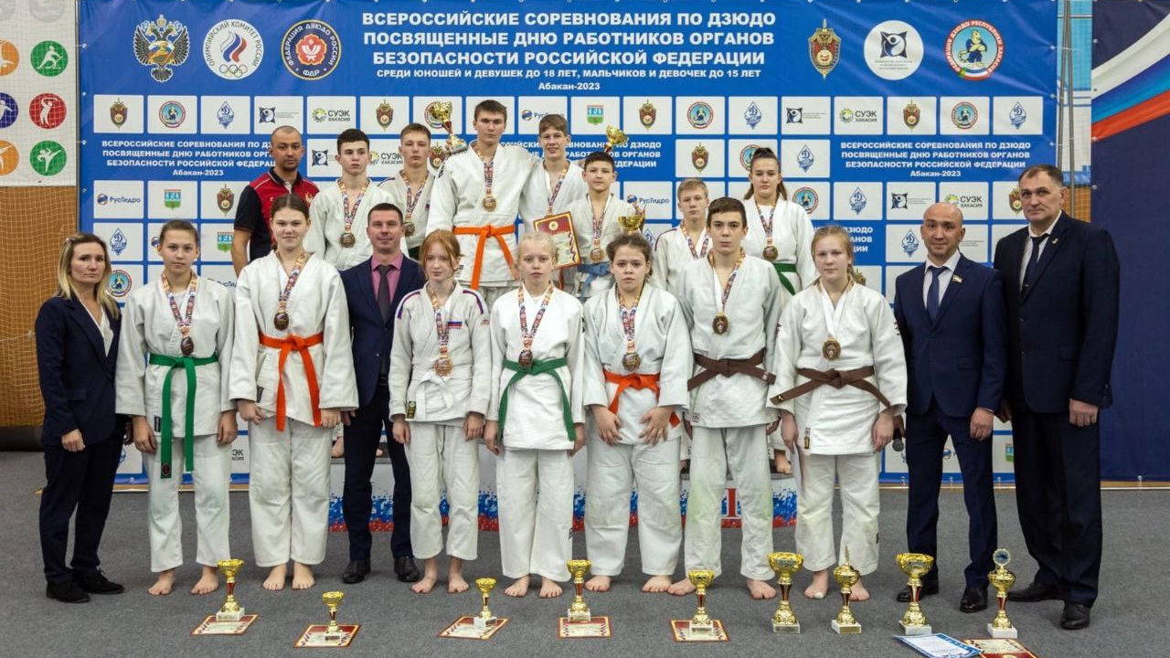 Воспитанники спортивных школ «ЦСКА-Тыва» и «ЦСКА-Хакасия» самарского филиала ЦСКА завоевали 9 медалей разного достоинства на Всероссийских соревнованиях по дзюдо