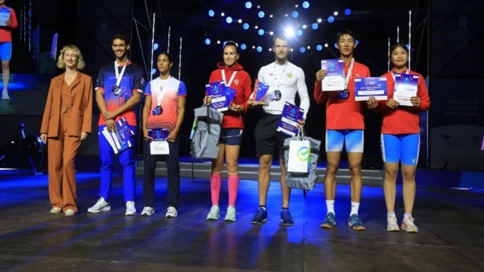 Армейцы завоевали золото и бронзу на международных соревнованиях по гребному спорту