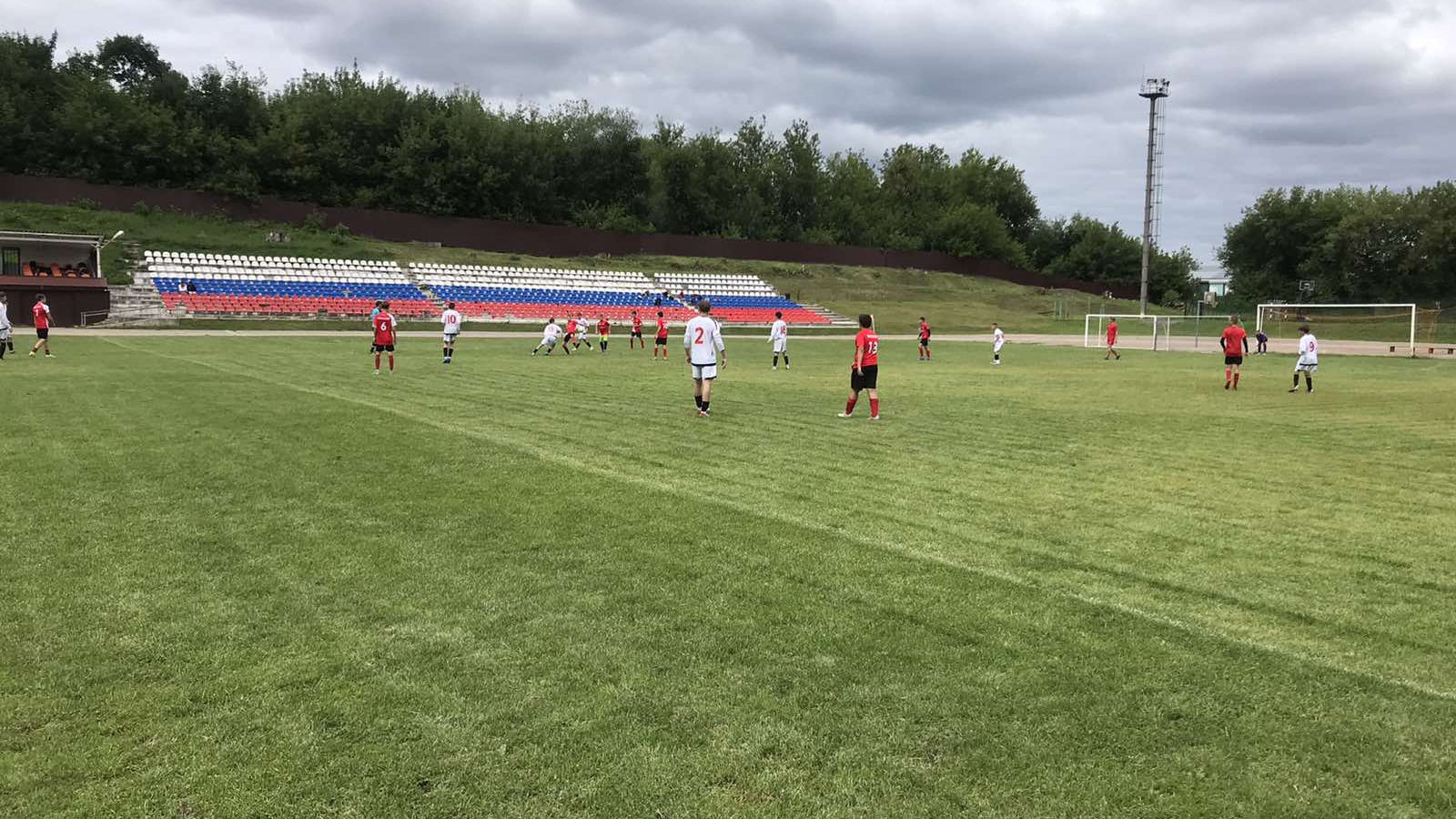 Армейские футболисты лидируют в Первенстве Смоленской области