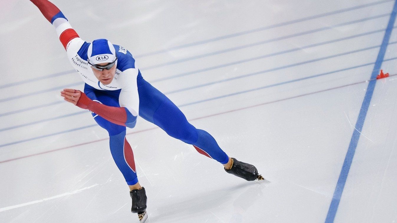 Армеец Руслан Мурашов победил на дистанции 1000 метров на IV этапе Кубка мира по конькобежному спорту