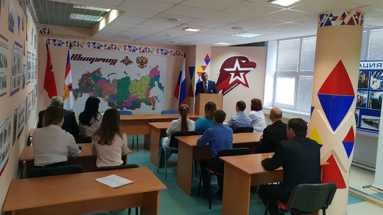 В СК «ОКЕАН» г. Вилючинск филиала ЦСКА г. Хабаровск состоялось торжественное собрание в честь 95-летия армейского клуба