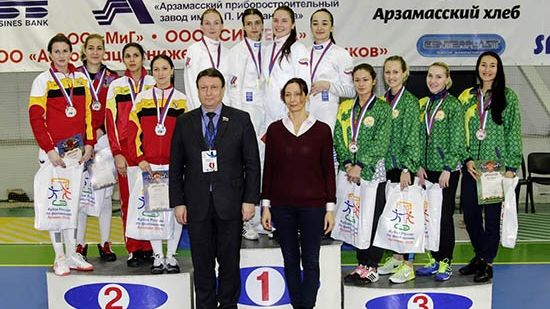 Яна Алборова (ЦСКА) — победительница Кубка России-2016 по фехтованию в командной рапире