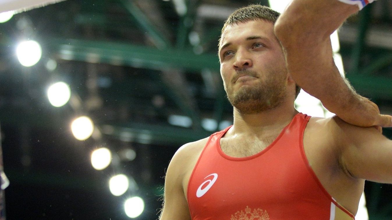 ЦСКА поздравляет Магомеда Курбаналиева с женитьбой!