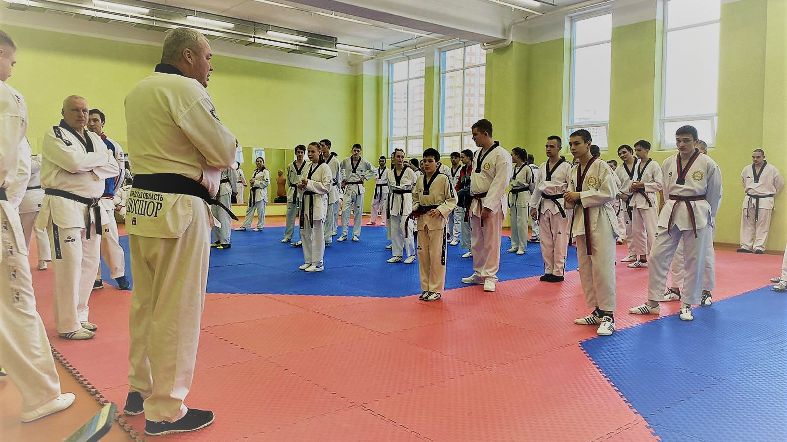 Тренер смоленского армейского клуба Андрей Войтович принял участие во Всероссийском семинаре судей Союза тхэквондо России