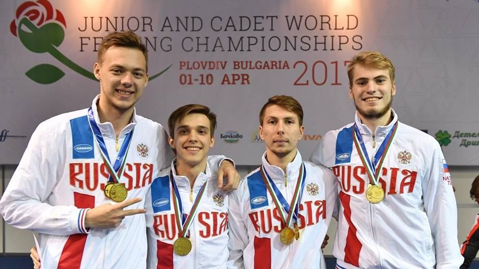 Армейцы Андрей Гладков и Константин Лоханов выиграли «золото» первенства мира в командной сабле
