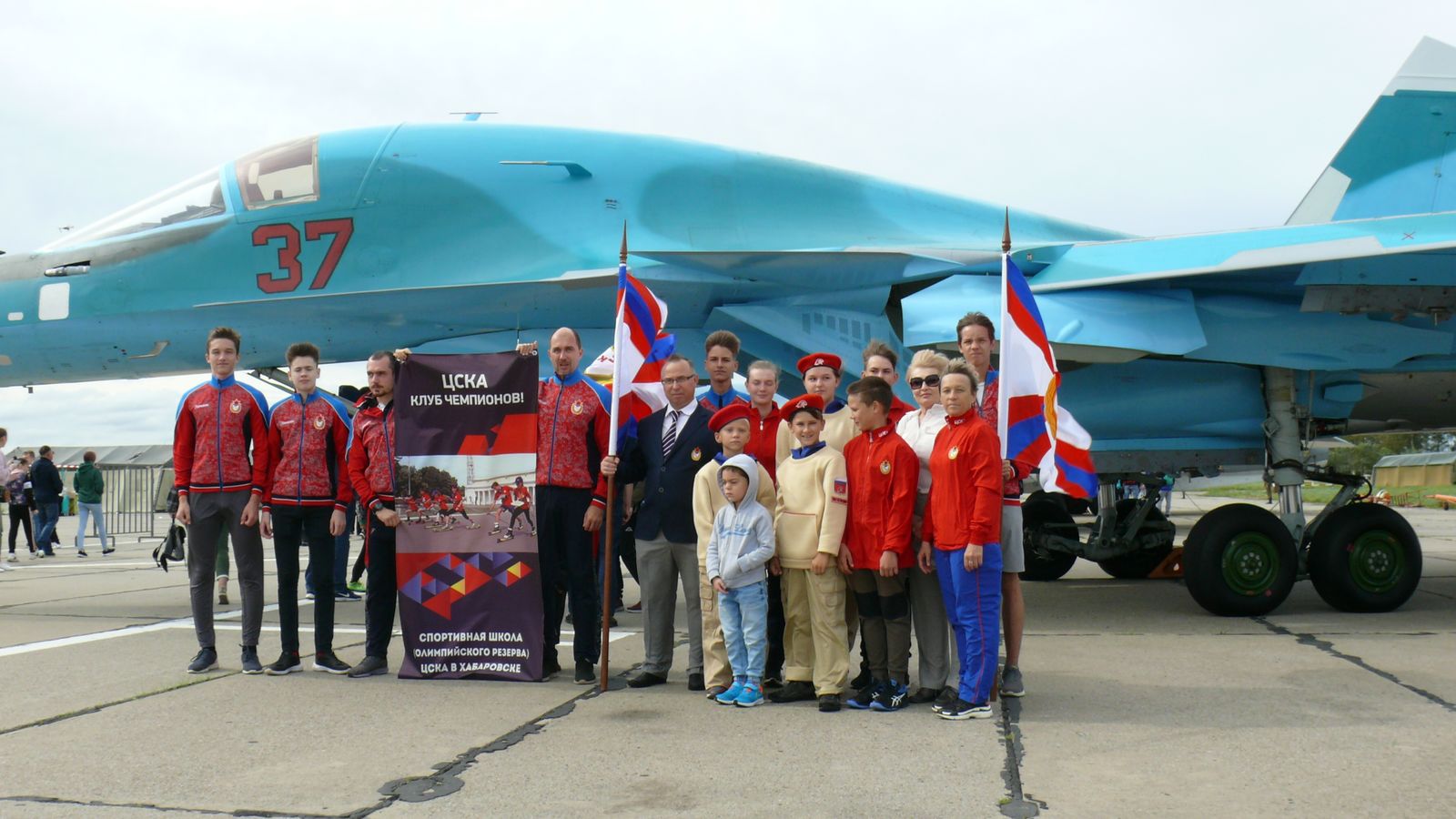Юнармейцы и воспитанники СШ (ОРК) филиала ЦСКА/Хабаровск ознакомились с экспонатами на площадке форума «Армия-2020»