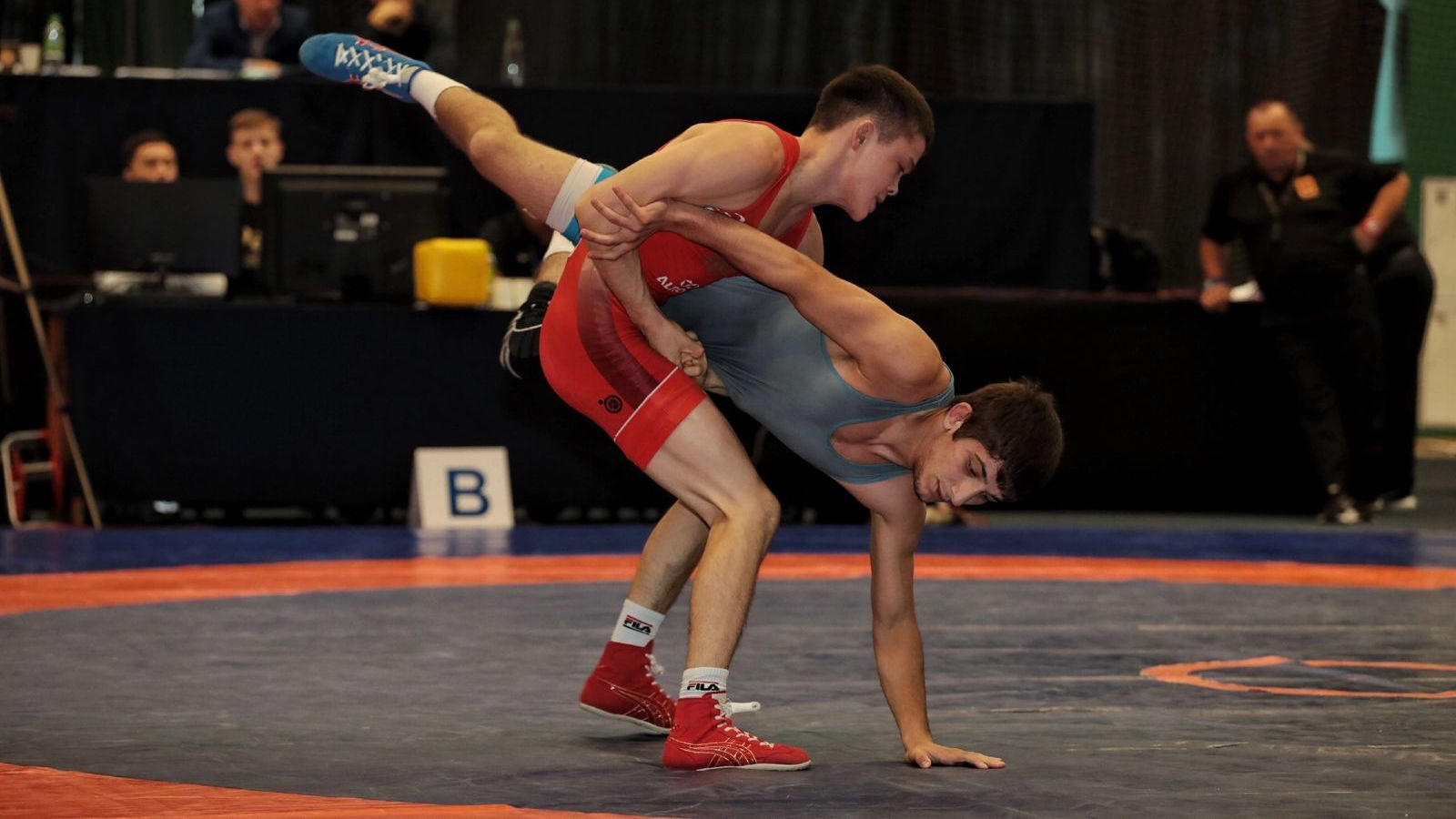 Рядовой спортивной роты ЦСКА г. Самара одержал решительную победу на Всероссийских соревнованиях по греко-римской борьбе