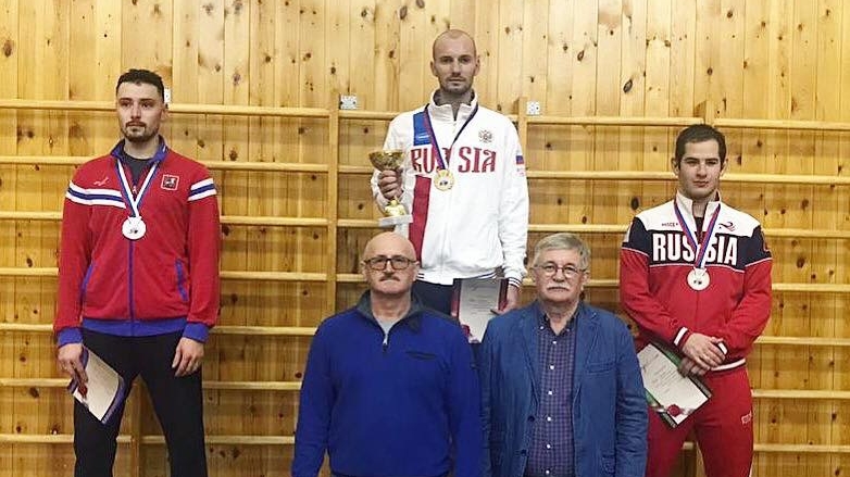 Армейский шпажист Сергей Ходос одержал победу на Всероссийских соревнованиях в Смоленске