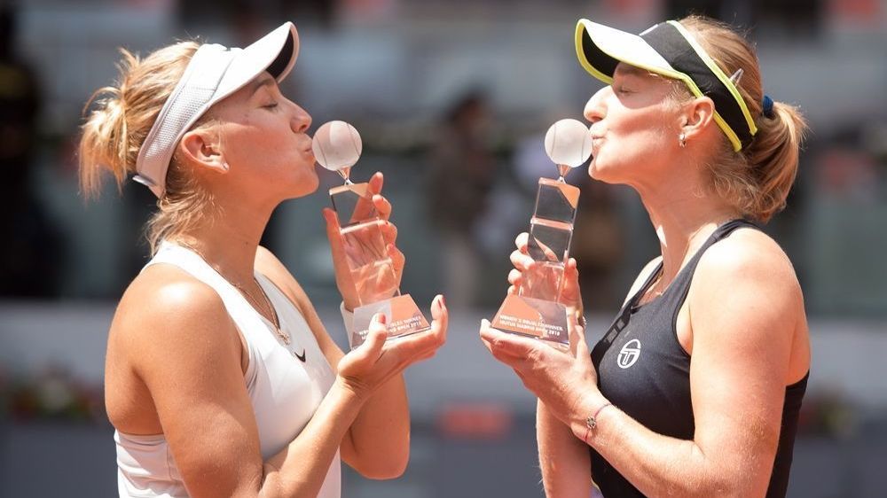 Елена Веснина (ЦСКА) и Екатерина Макарова выиграли теннисный турнир в Мадриде в паре