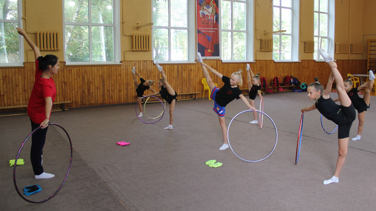 Армейские гимнастки из Одинцово провели сборы в Смоленске