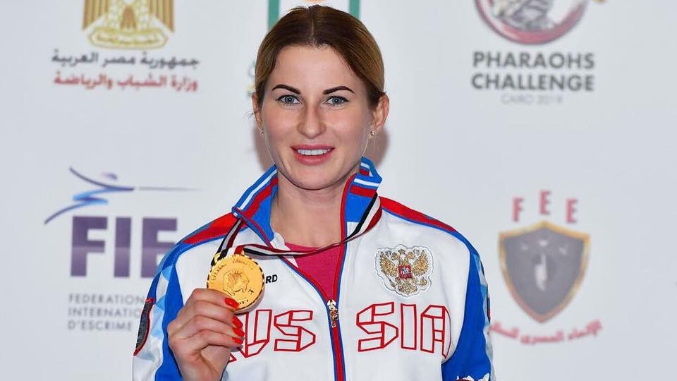 Рапиристка ЦСКА Инна Дериглазова - победительница личного турнира на этапе Кубка мира в Египте