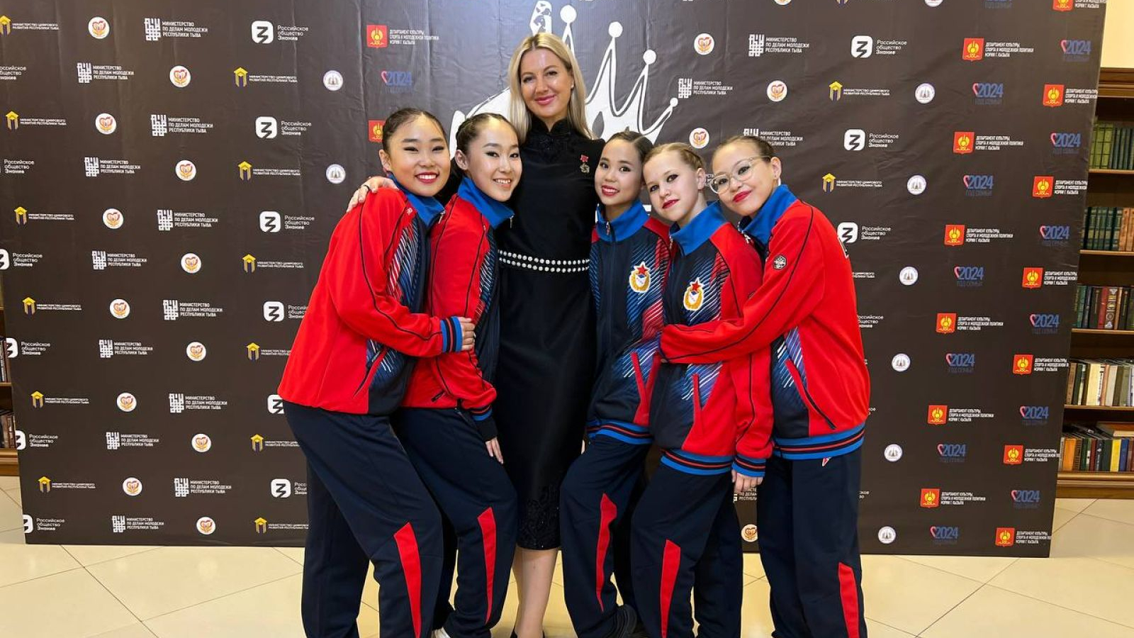 ОБУЧАЮЩИЕСЯ СПОРТШКОЛЫ «ЦСКА-ТЫВА» ВЫСТУПИЛИ НА КОНЦЕРТЕ В ПОДДЕРЖКУ БОЙЦОВ СВО