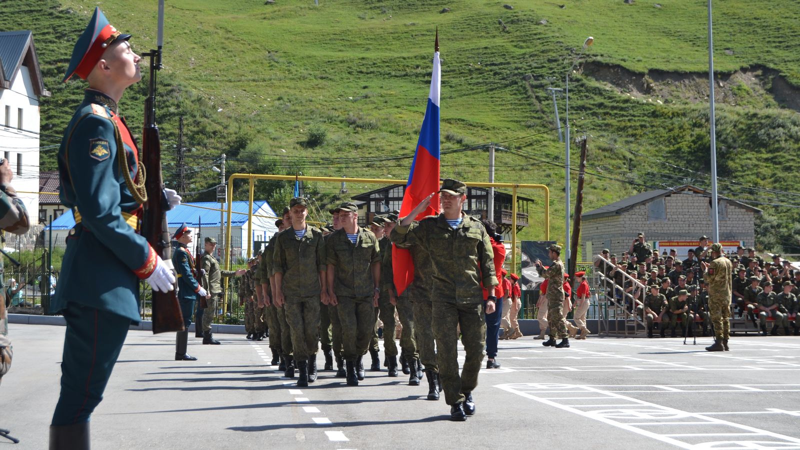 Международный конкурс «Эльбрусское кольцо-2018» открылся в Приэльбрусье