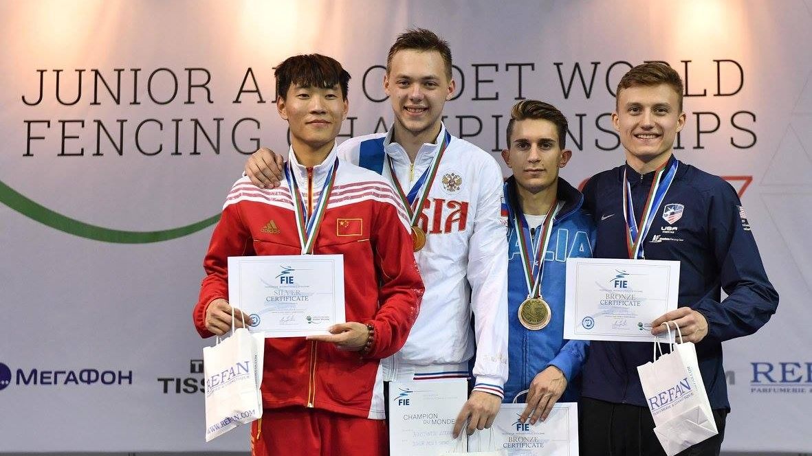 Саблист ЦСКА Константин Лоханов выиграл «золото» на первенстве мира в Болгарии