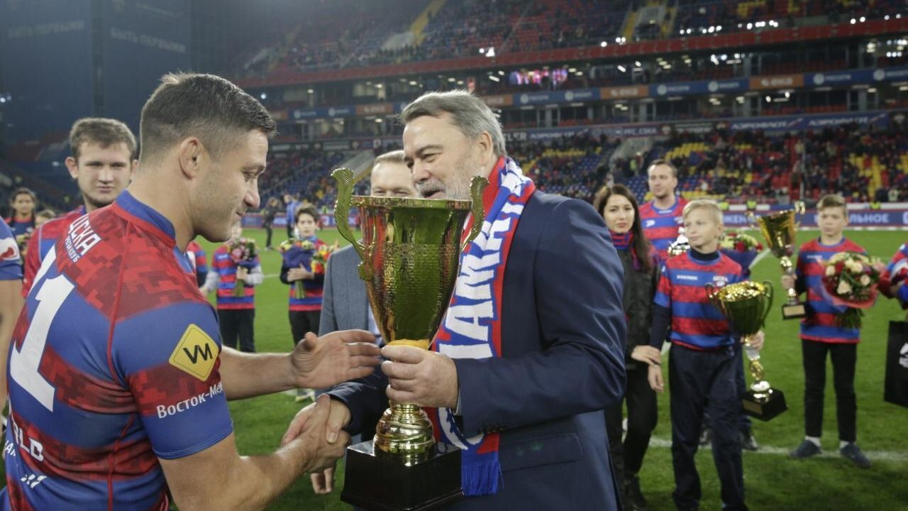 «Накануне регбийного бума»: На матче РПЛ ЦСКА – «Динамо» состоялось чествование мужской и женской регбийных команд армейцев