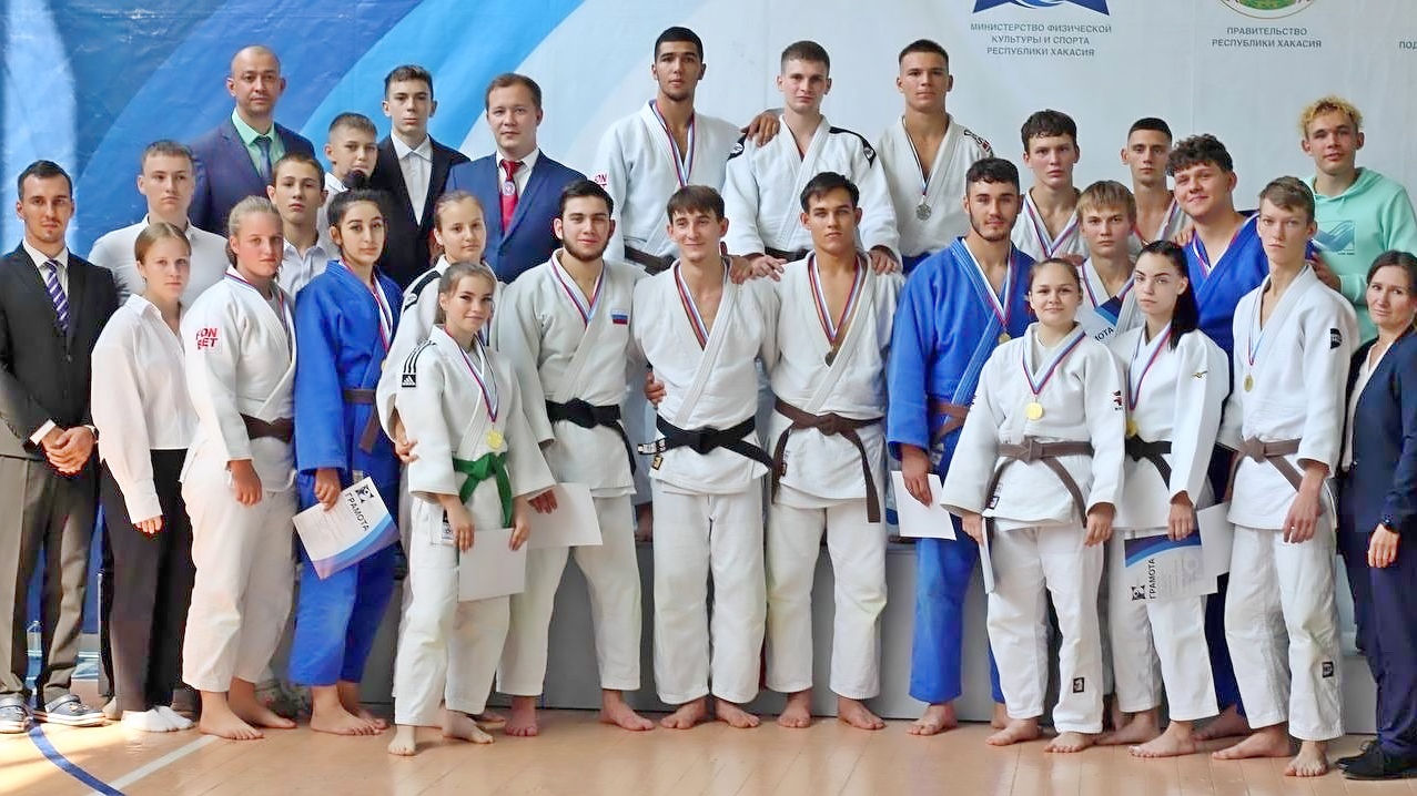 17 медалей! Дзюдоисты спортшколы г. Абакан ЦСКА/Самара завоевали ворох призовых наград на двух Первенствах Республики Хакасия