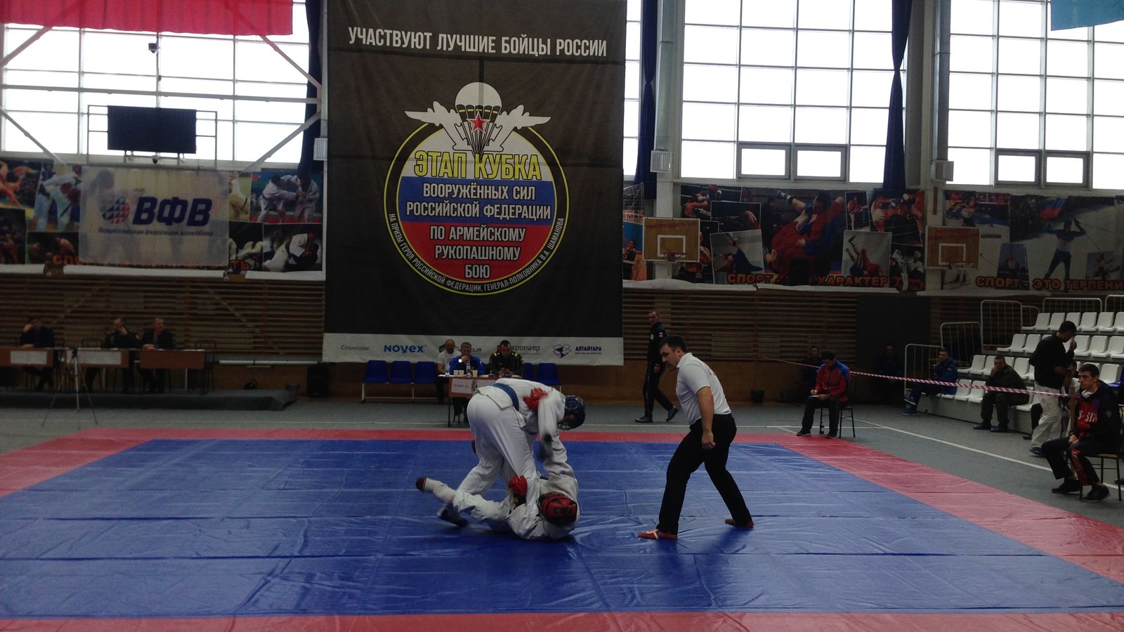 В Барнауле стартовал этап Кубка ВС РФ по АРБ на призы Героя России генерал-полковника Владимира Шаманова